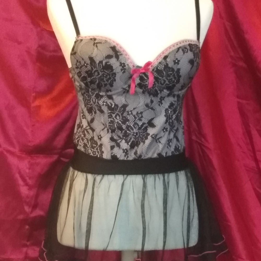 Rampage Intimates Black and white nightgown